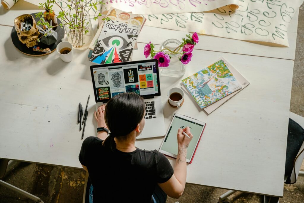 How to become Succeesful Freelancer in 2025 3 Freelancers