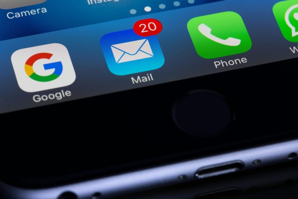 How to Start Email Marketing for Your Business: A Beginner’s Guide 4 Email marketing business